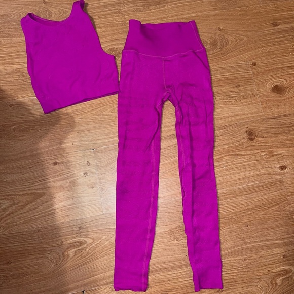 Fabletics two piece activewear - Picture 6 of 6
